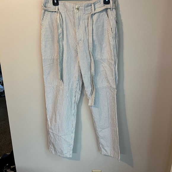 American Eagle Capri Linen Pants - Picture 1 of 4